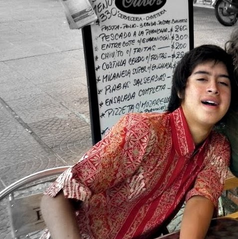 Christian Fuentes Photo 9