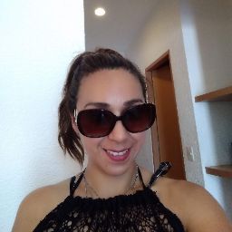 Leticia Lozano Photo 33