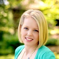 Jennifer Peterson Photo 25