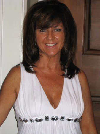 Debbie Moore Photo 20