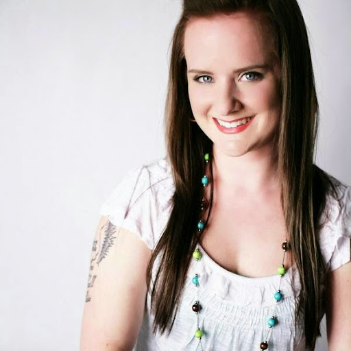 Nicole White Photo 17