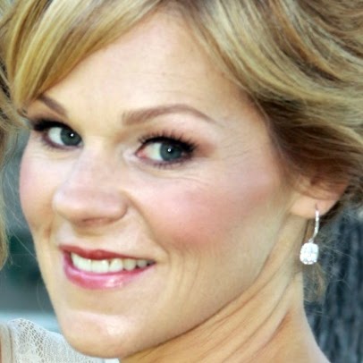 Victoria Bradley Photo 33