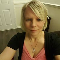 Julie Robins Photo 7