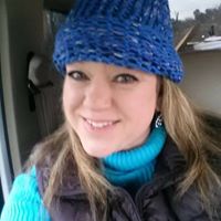 Angie Riley Photo 10