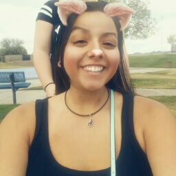 Alison Gomez Photo 16