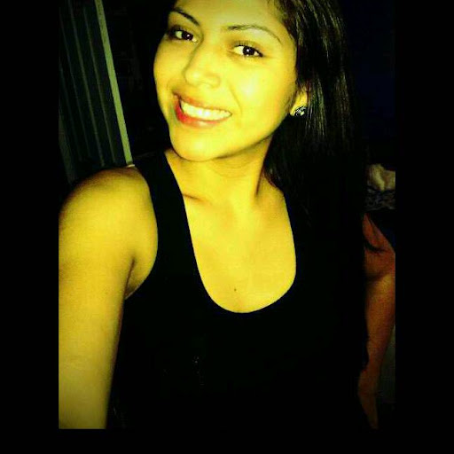 Ana Ayala Photo 41