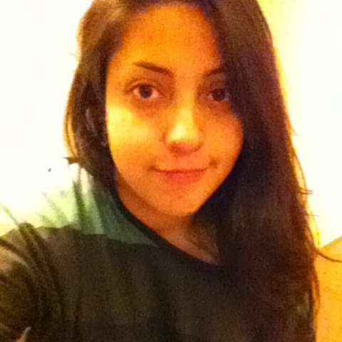 Michelle Rosales Photo 21