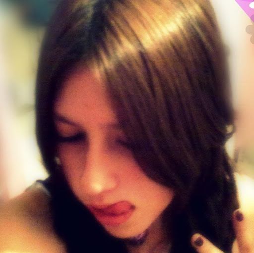 Linda Bernal Photo 11