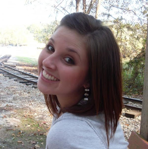 Allison Mclean Photo 39