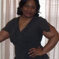 Maxine Robinson Photo 28