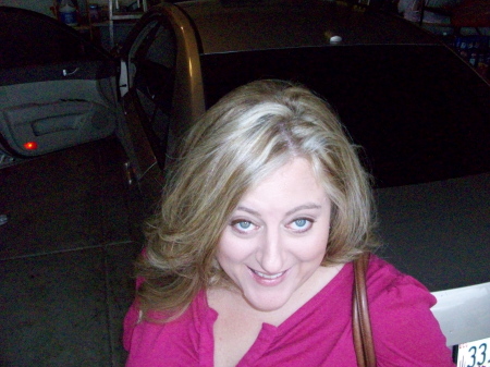 Jennifer Hatfield Photo 8