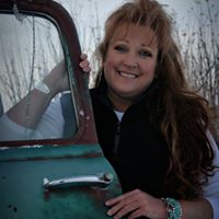 Stacy Evans Photo 26
