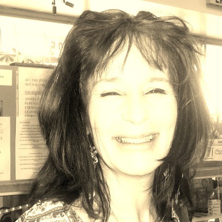 Colleen Ford Photo 14