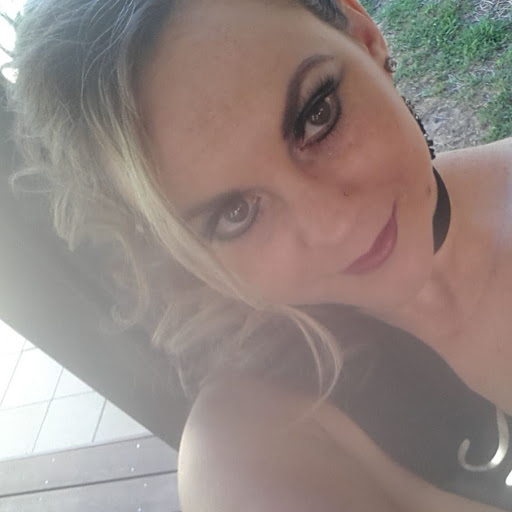 Amy Gay Photo 32