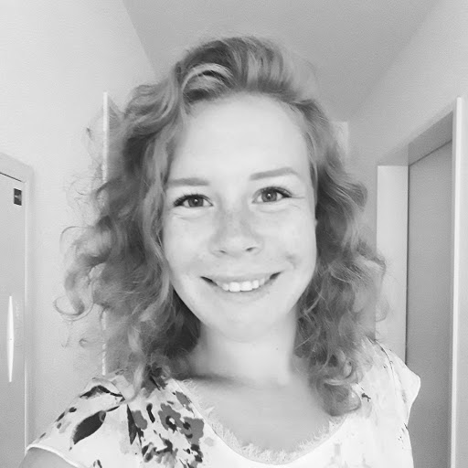 Julia Schreiber Photo 4