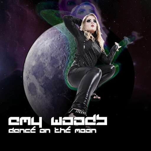 Amy Woods Photo 35