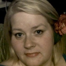 Vicki Allen Photo 34