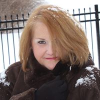 Debora James Photo 31