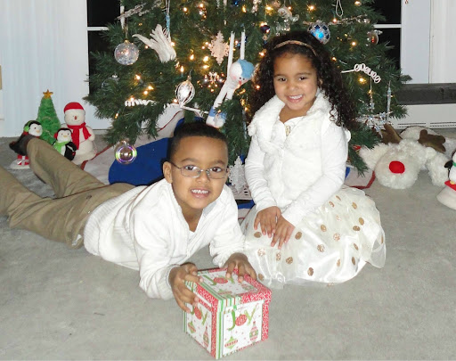 Jennifer Goins Photo 14