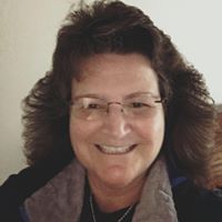 Paula Pyles Photo 11