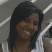 Elizabeth Sterling Photo 30