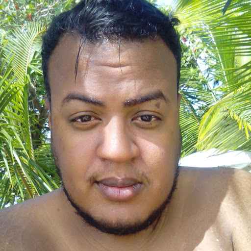 Carlos Benjamin Photo 7
