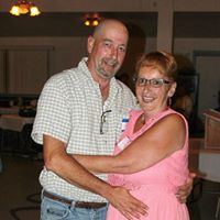 Linda Straub Photo 37