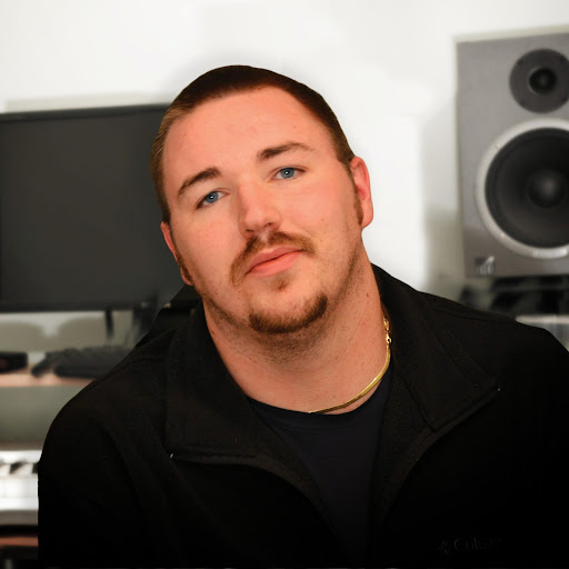 Andrew Carpenter Photo 30