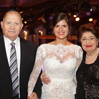 Sara Salinas Photo 17