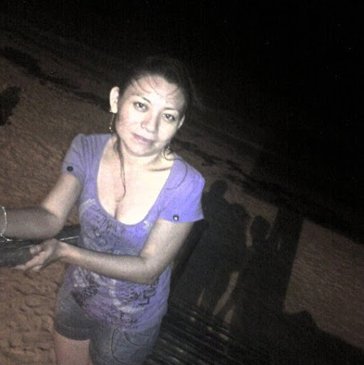 Karina Casares Photo 4