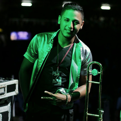 Sammy Martinez Photo 15