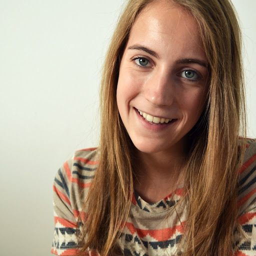 Julia Haas Photo 7