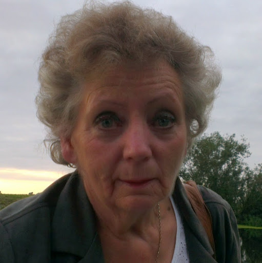 Janet Busby Photo 29
