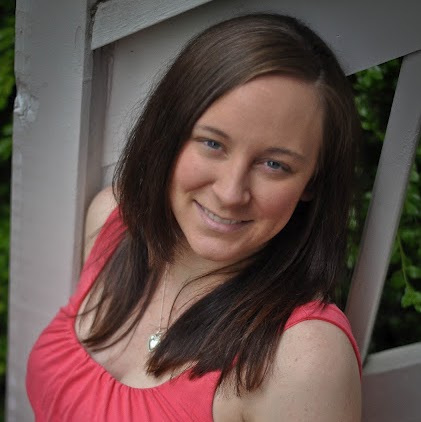 Amanda Hopkins Photo 18