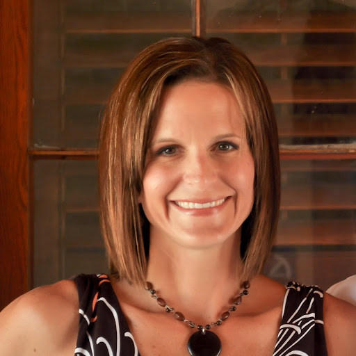 Kristina West Photo 37