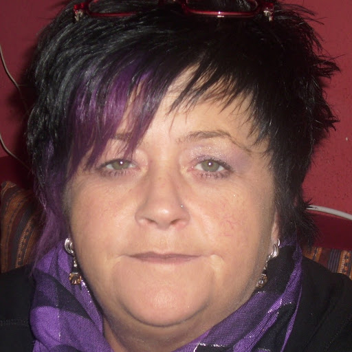 Ellen Schmitz Photo 12