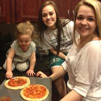 Kristina Hutchins Photo 15