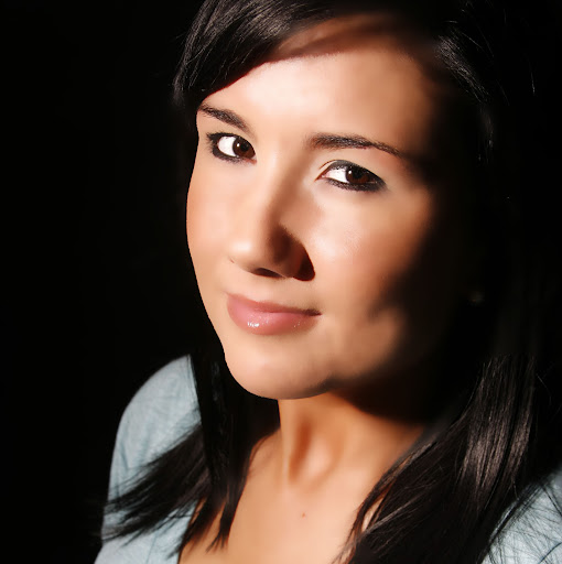 Ashley West Photo 3