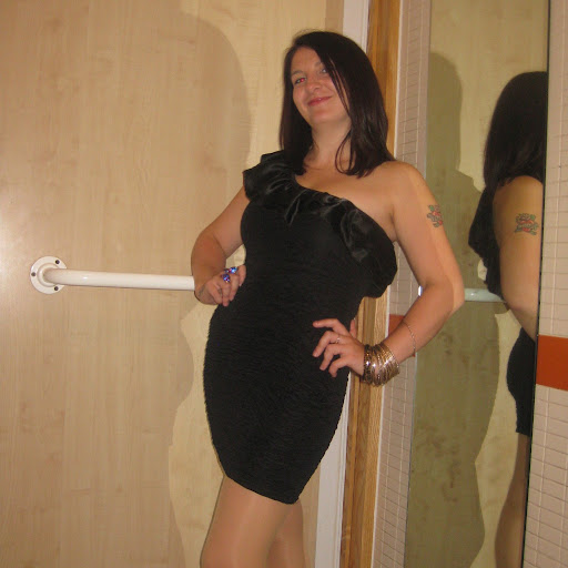 Stacey Wallace Photo 13