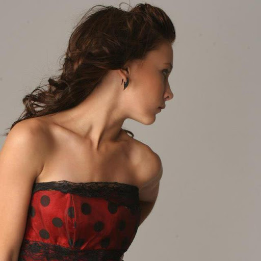 Adriana Scott Photo 32