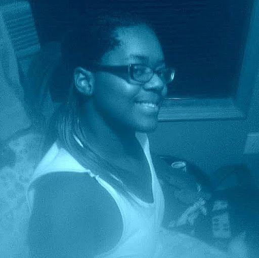 Lea Mitchell Photo 10