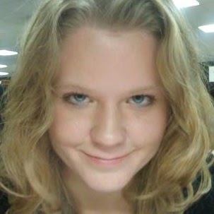 Courtney Russell Photo 32