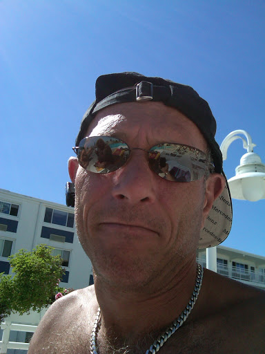 Howard Gordon Photo 20