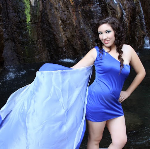 Veronica Limon Photo 32