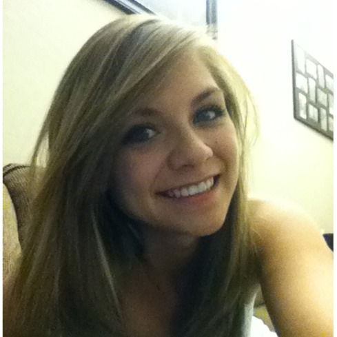 Kristen Cook Photo 36