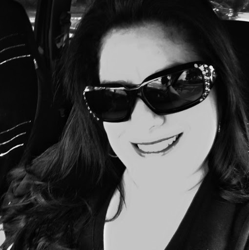 Rachel Garcia Photo 41