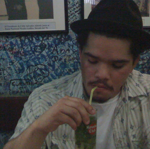 John Ulloa Photo 9