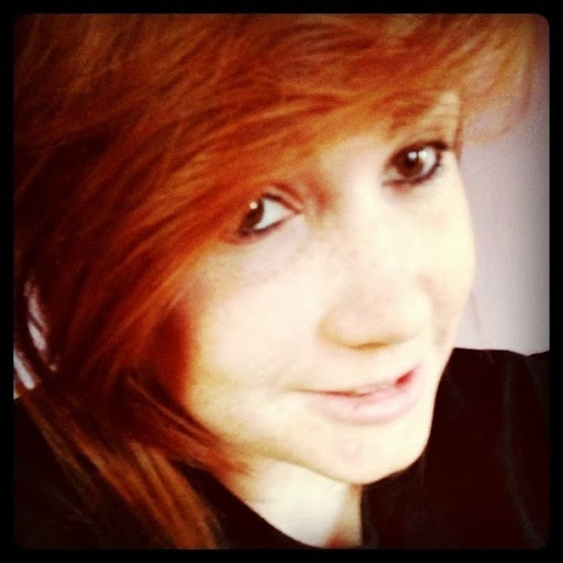 Louise Dunn Photo 10