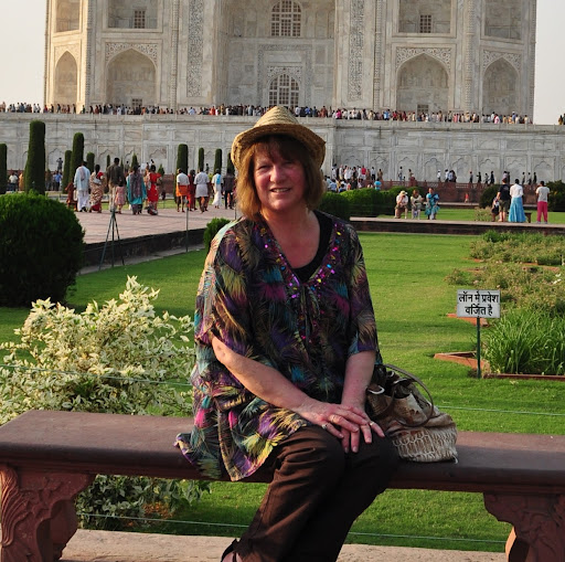 Pauline George Photo 5