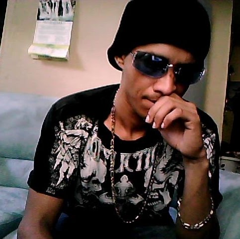 Armando Cruz Photo 37
